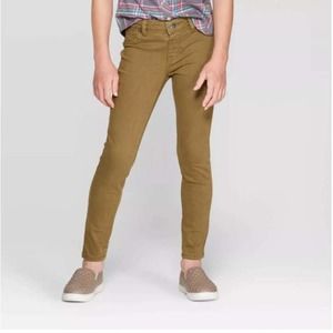 Case Pack of 9 NWT Girls Skinny Jeggings Cat & Jack Olive